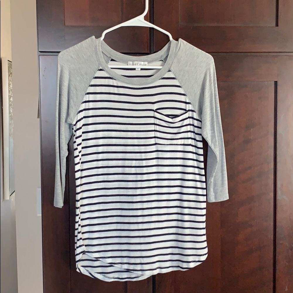 striped 3/4 length sleeve tee!
